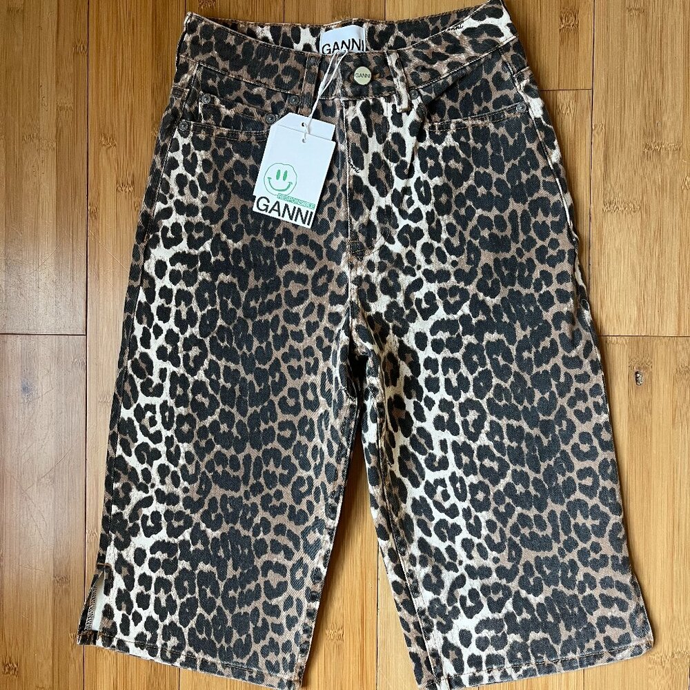 Ganni bermuda leopard shorts